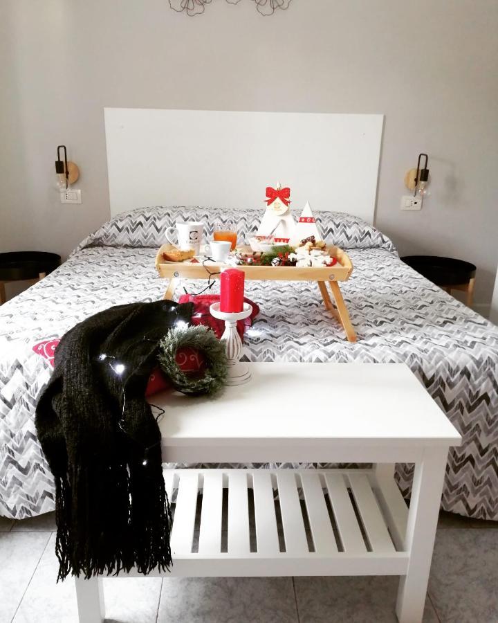 Il Magnolia Bed & Breakfast ฟรานคาวิลลา อัลมาเร ภายนอก รูปภาพ